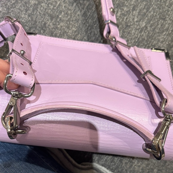 Lavender Leather Crossbody Bag - Picture 3 of 6